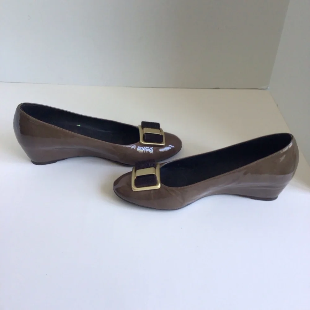 Stuart Weitzman PROPER Wedge Patent Leather Driftwood Aniline. Size 8.5 - Picture 9 of 15